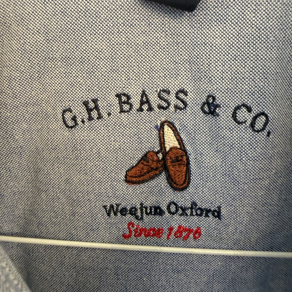 G.H. Bass & Co. 💯 % Cotton Light Blue Weejun Oxford  Shirt Button Down Collar - Picture 3 of 17
